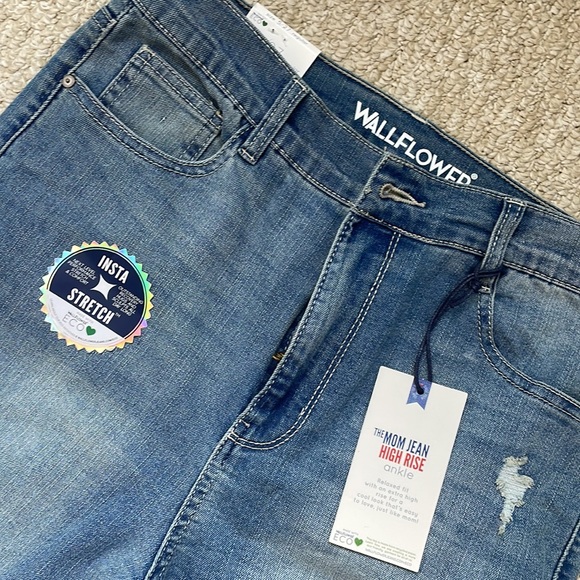 🌟 High Rise Stretch Mom Jeans - Ankle Cut - Size 5 (27)- NWT - Picture 2 of 4